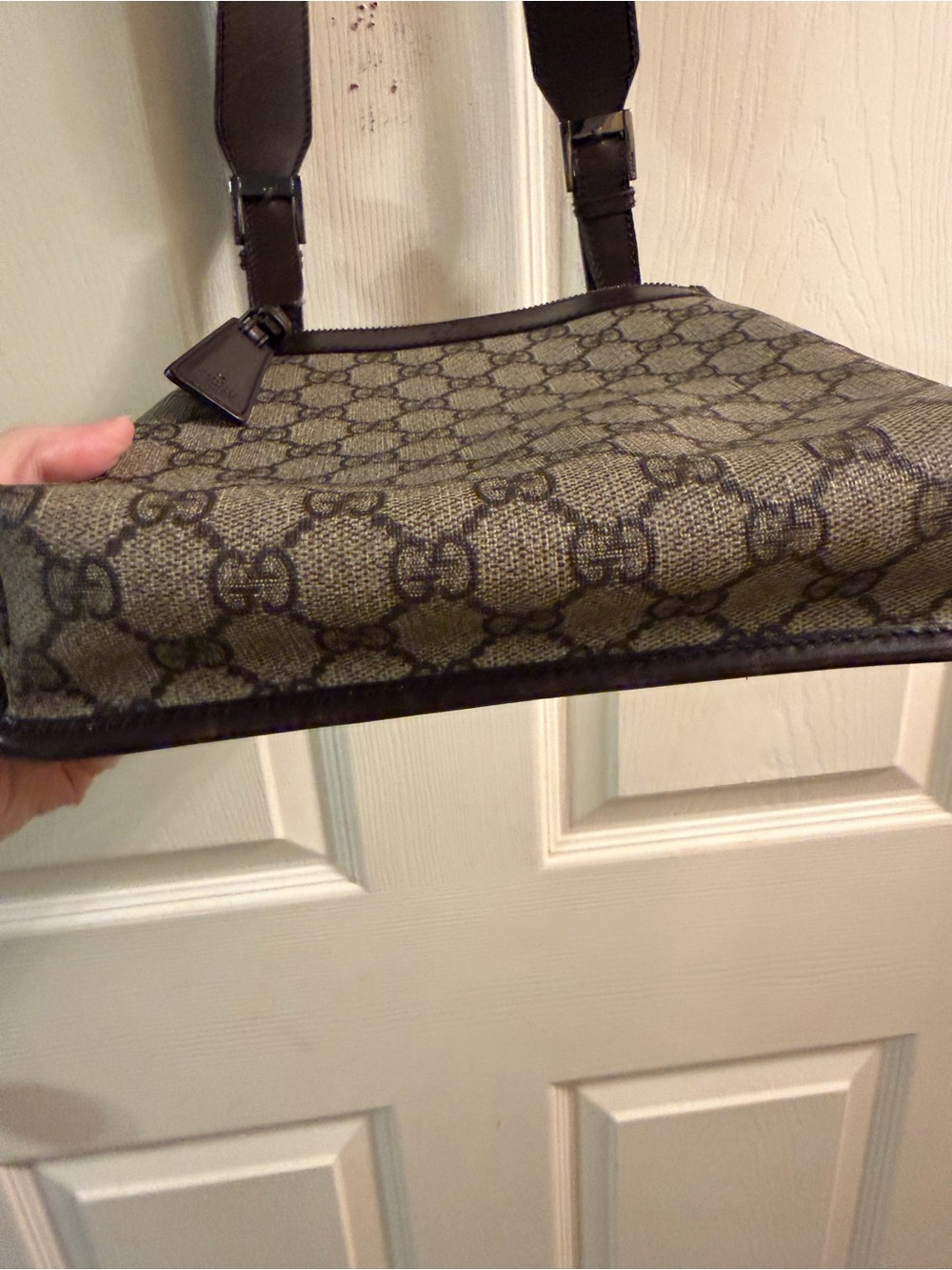 Gucci Brown GG Supreme Messenger Crossbody/shoulder bag EUC - Picture 6 of 10